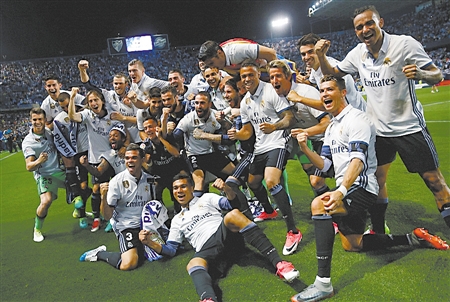 表现出一如 表现出一如