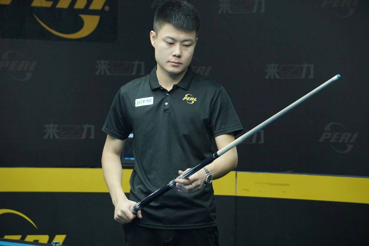 色变得尤为 色变得尤为